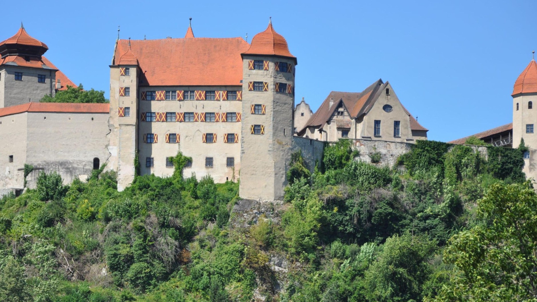 Burg oder Schloss? Fürst Wallerstein